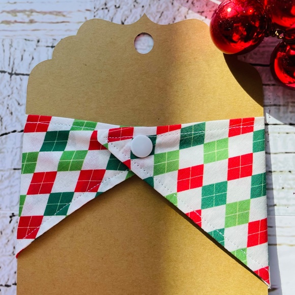 Bandana Set, Christmas Colors,Chihuahua - Picture 3 of 3